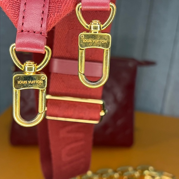 Louis Vuitton Coussin PM - Wine - Picture 8 of 12